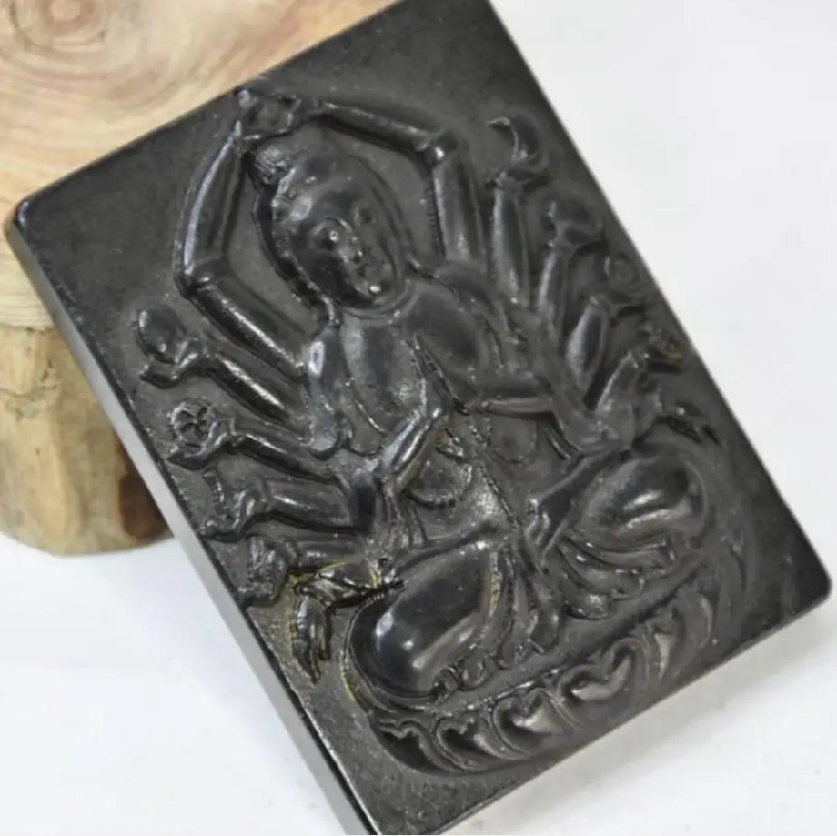 Hongshan culture archaize black iron meteorite thousand hand Guanyin statue