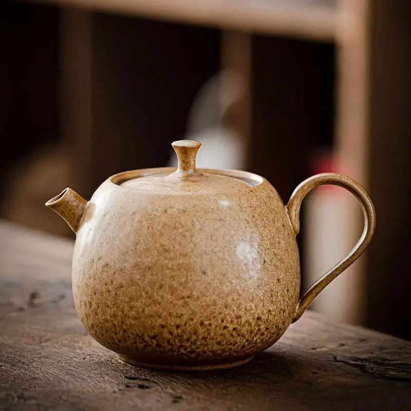 Household Kung Fu Tea Set Teapot Gilt Tea Maker Japanese Stoneware Teapot Single Pot Handmade Retro Ceramic Round Jug Teaware