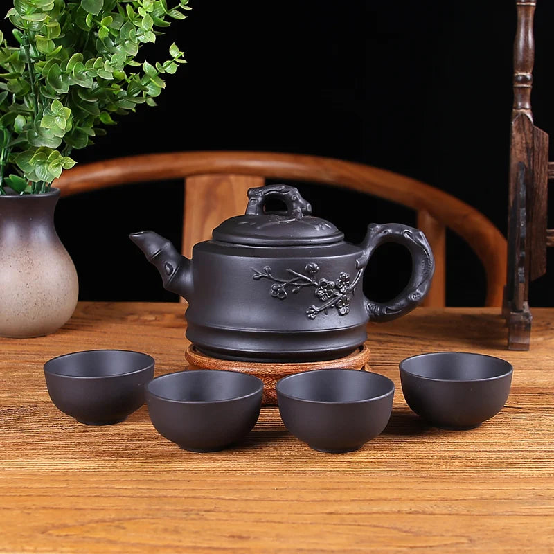 Household Kungfu Tea Set, Large Capacity Purple Sand Teapot with 4Cups, Yixing Filter, Zhu Clay Teapot, Black and Red