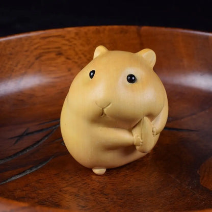Huangyang wood carved handlebars,cute new food products,hamster series,car mounted gifts, self use,giving away solid wood crafts