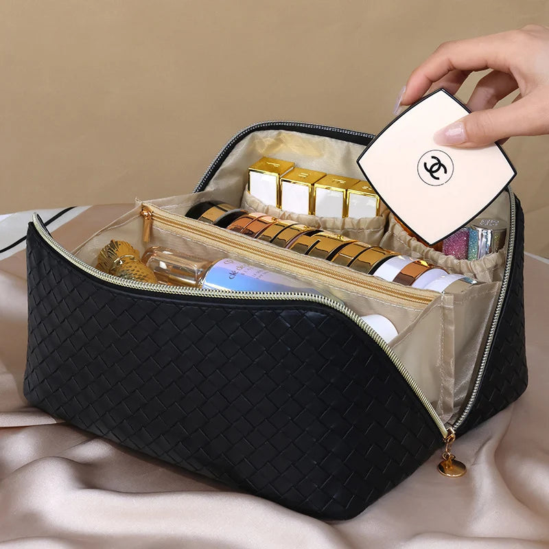 INS Popular Cloud Pillow Women's Makeup Bag Portable PU Leather Cosmetics Bags for Ladies Travel Essentials Storage Organizer