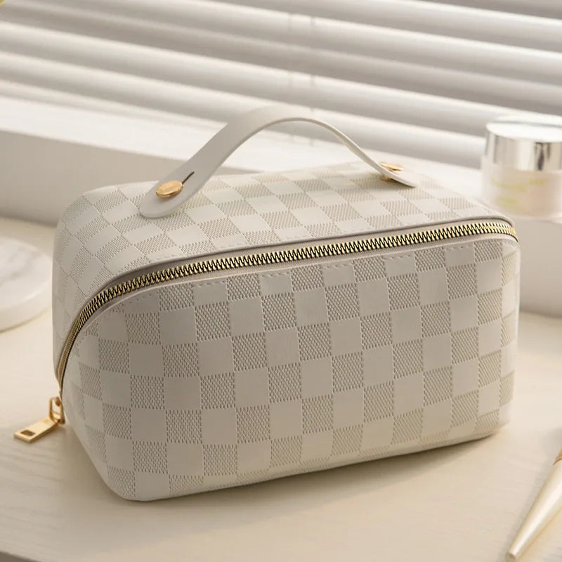 INS Popular Cloud Pillow Women's Makeup Bag Portable PU Leather Cosmetics Bags for Ladies Travel Essentials Storage Organizer
