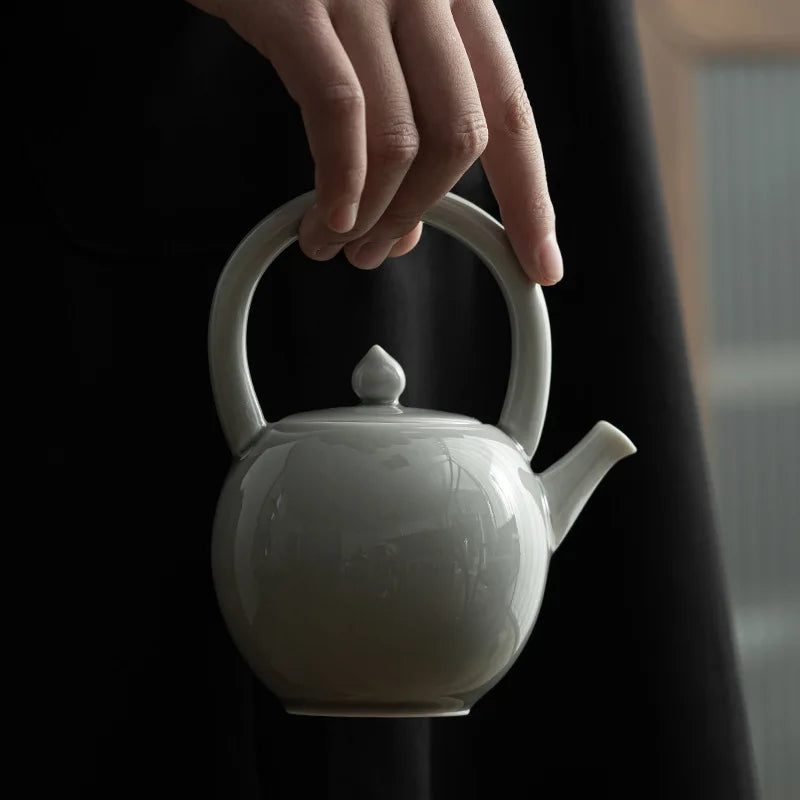 Ice Gray Glaze Round Moon Loop-Handled Teapot Japanese Style Porcelain Tea Strainer Kung Fu Tea Set Teapot Tea Infuser Tea Maker