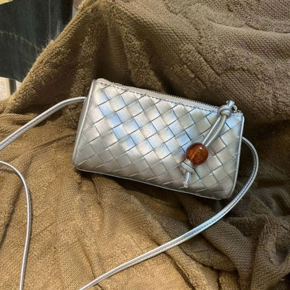 Internet Celebrity Woven Pattern Genuine Leather Shoulder Crossbody Bag Women's Fashion Casual Small Bag Pillow Bag Luxury