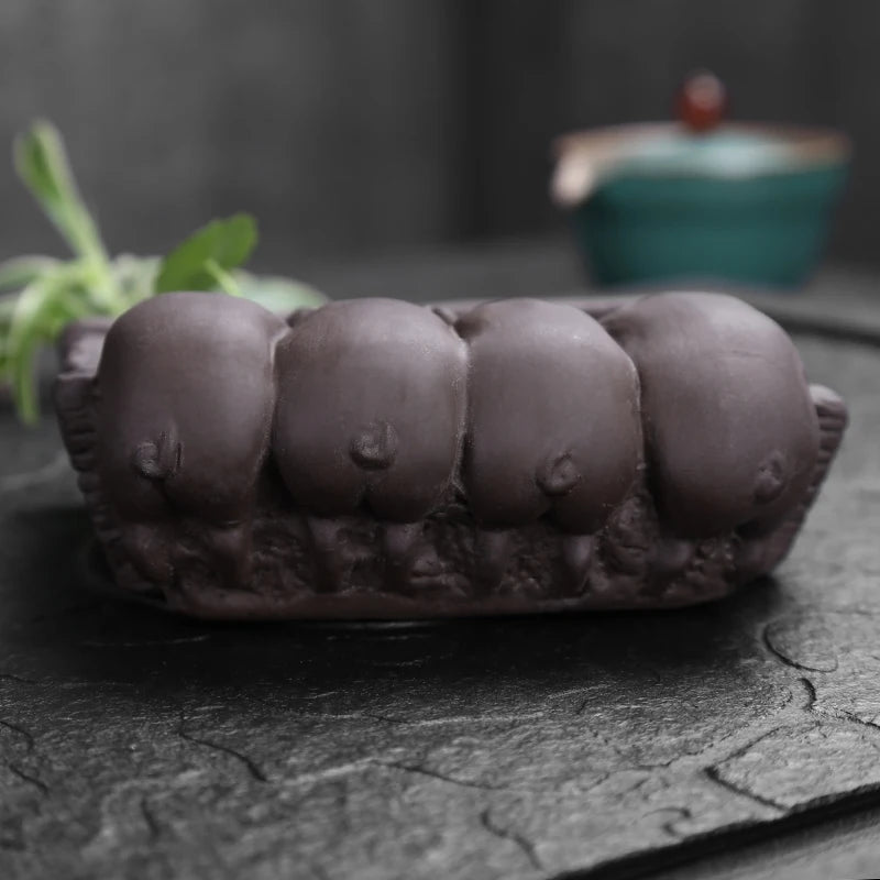 JIA-GUI LUO-Piglet Purple Clay Tea Pet, Home Decor, Decoration, N018
