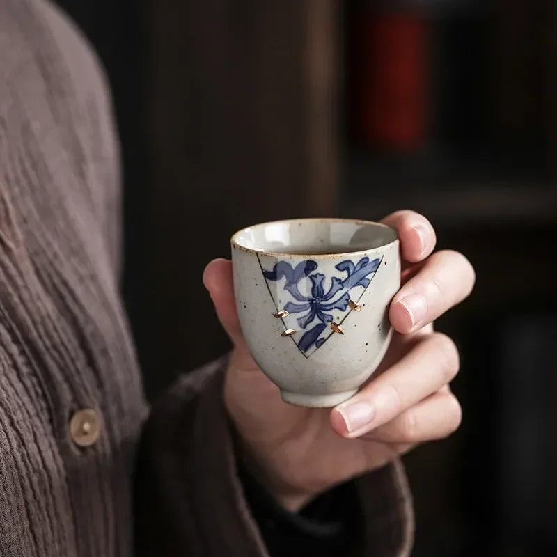 Japanese Style Ceramic Blue and White Antique Glaze Teacup Elegant Beautiful Teapot Kung Fu Kettle Coffee Mug Chinese Tea Pot