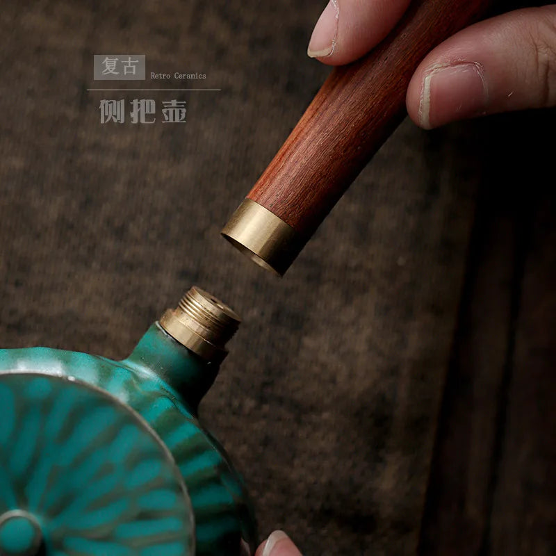 Japanese Style Coarse Pottery Side Handle Pot Antique Wooden Handle Teapot Kung Fu Tea Set Teapot Vintage Tea Infuser Tea Kettle