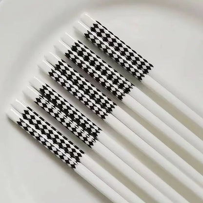 Japanese-style Ceramic Chopsticks Anti-slip Mildew-proof Antibacterial Heat-resistant Bone Porcelain Chopsticks Easy To Clean