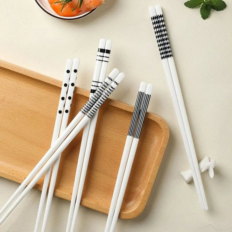 Japanese-style Ceramic Chopsticks Anti-slip Mildew-proof Antibacterial Heat-resistant Bone Porcelain Chopsticks Easy To Clean