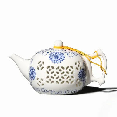 Jingdezhen Ceramic Blue And White Porcelain Teapot Kung Fu Black Tea Jin Jun Mei Linglong Tea Set Crystal Hollow Teapot Teaware