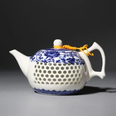 Jingdezhen Ceramic Blue And White Porcelain Teapot Kung Fu Black Tea Jin Jun Mei Linglong Tea Set Crystal Hollow Teapot Teaware