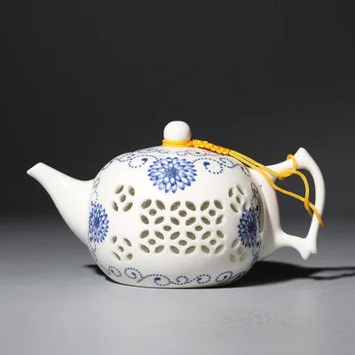 Jingdezhen Ceramic Blue And White Porcelain Teapot Kung Fu Black Tea Jin Jun Mei Linglong Tea Set Crystal Hollow Teapot Teaware