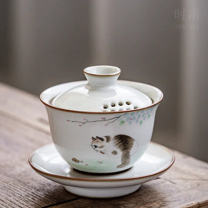 Jingdezhen Ceramic Gaiwan Teacup Handmade Tea Tureen with Filters Cute Cat Porcelain Tureen 150ml Kung Fu Tea Cups