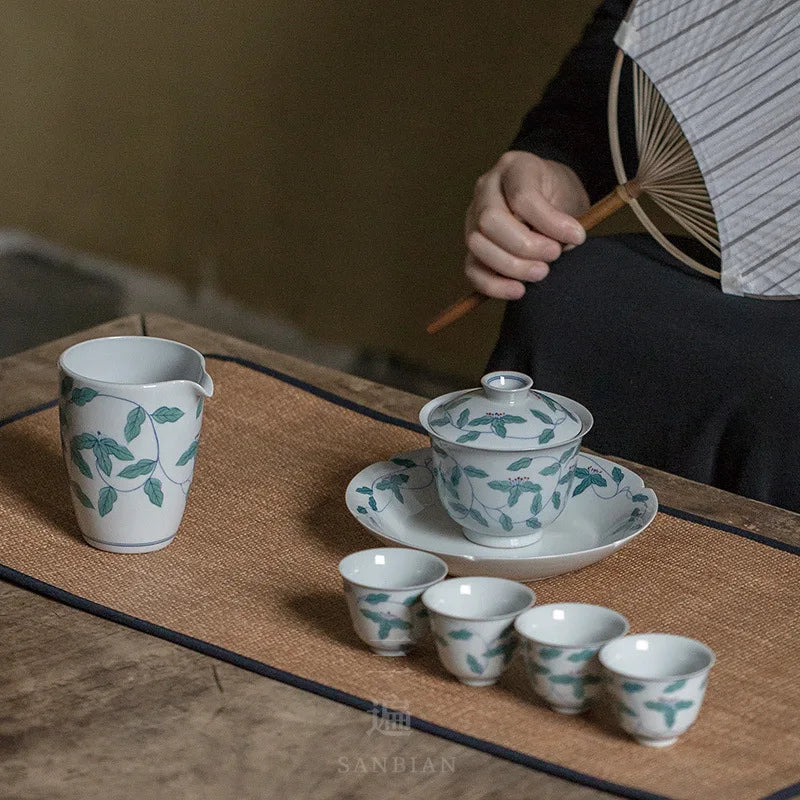 Jingdezhen Hand-Painted Retro Blue and White Pitcher Chinese Stoneware Tea Pitcher Ceramic Tea Set Tea Pot