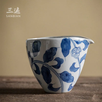 Jingdezhen National Style Retro Hand Painted Blue and White Pitcher Ceramic Tea Pitcher Tea Set Fair Cup Tea Ceremony Tea Pot