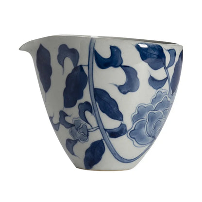 Jingdezhen National Style Retro Hand Painted Blue and White Pitcher Ceramic Tea Pitcher Tea Set Fair Cup Tea Ceremony Tea Pot