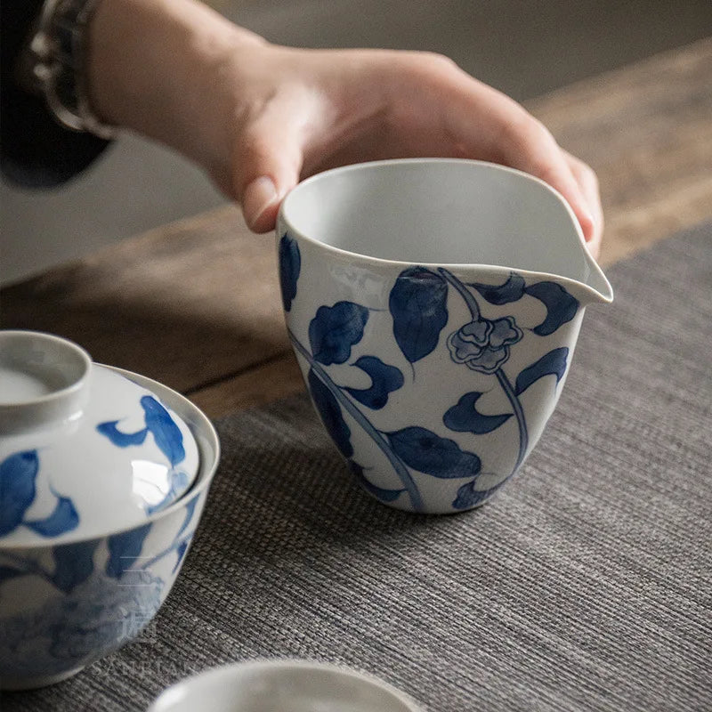 Jingdezhen National Style Retro Hand Painted Blue and White Pitcher Ceramic Tea Pitcher Tea Set Fair Cup Tea Ceremony Tea Pot