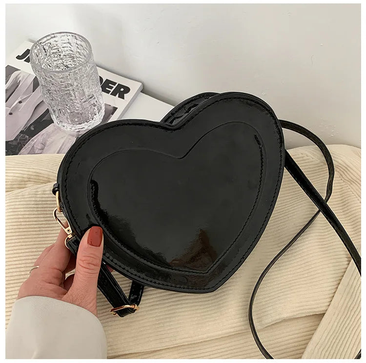 Kawaii Love Heart Shaped Bags Women Fashion Casual Simple Solid Large Capacity Crossbody Bag 2024 New All-match Handbag Purses