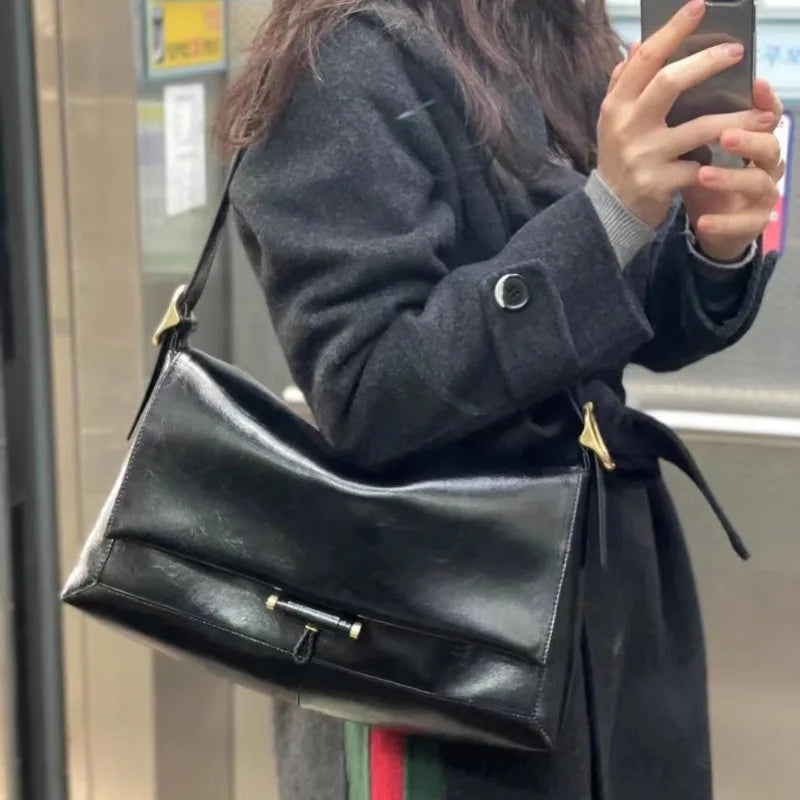 Korean Chic Niche Designer Luxury Shoulder Bag Large Capacity Versatile Crossbody One Shoulder Handbags Commuter Purse Bolsos