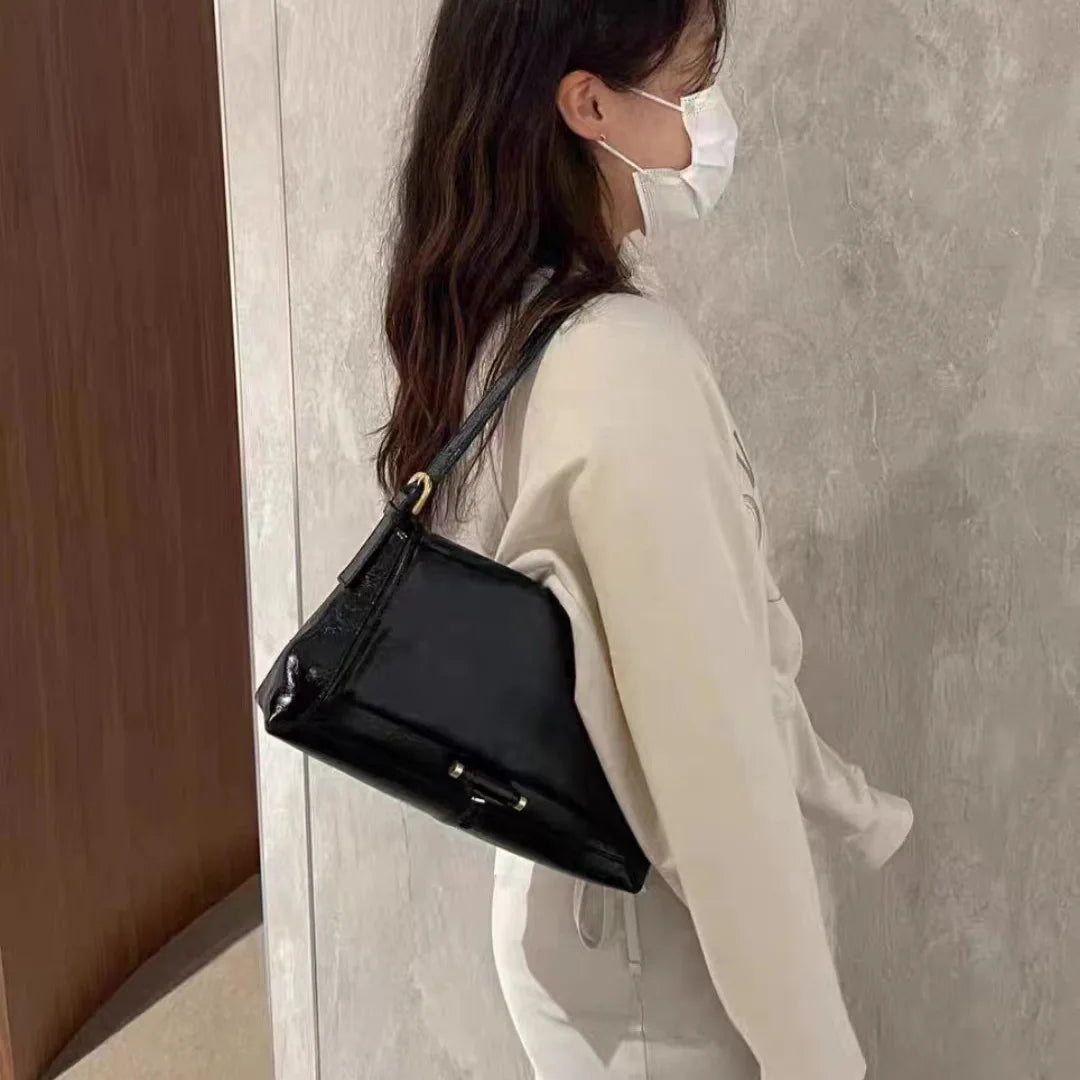 Korean Chic Niche Designer Luxury Shoulder Bag Large Capacity Versatile Crossbody One Shoulder Handbags Commuter Purse Bolsos