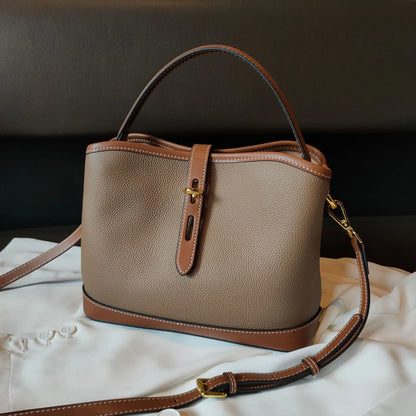 Korean Chic Simple Casual Purses Niche Designer All-match Large Capacity Bucket Bag 2024 New Commuter Shopper Travel Bags