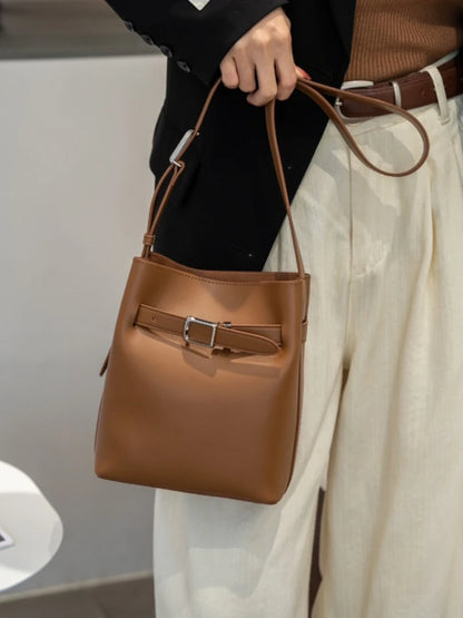 Korean Fashion Minority Designer Shoulder Bag Large Capacity Commuter Bucket Handbags Simle All-match Versatile Purses Bolsas