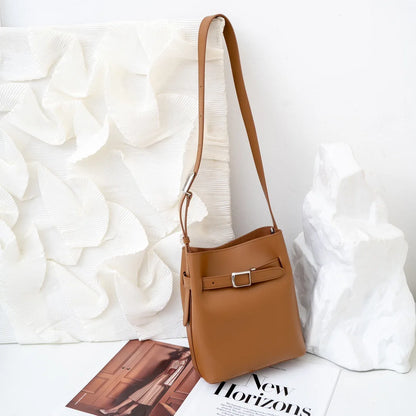 Korean Fashion Minority Designer Shoulder Bag Large Capacity Commuter Bucket Handbags Simle All-match Versatile Purses Bolsas