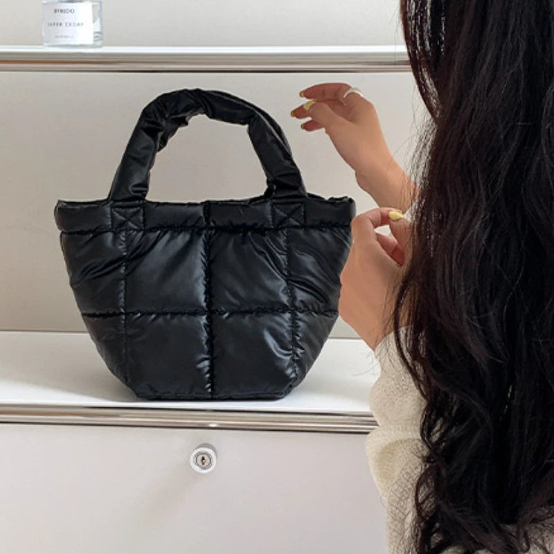 Korean Minority Designer Fashion Down Shopping Bag Solid All-match Large Capacity Casual Commuter Purses Clutch Chic Bolsas