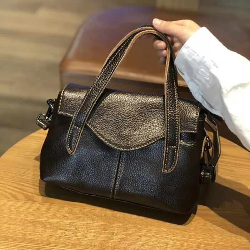 Korean version new mini  Fashion soft cowhide handbag clamshell retro single shoulder crossbody chain women's small square bag