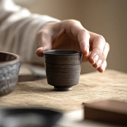 Kung Fu Tea Set Personal Cup Household Stoneware Retro Master Gilt Handmade Pottery Cups Teaware Kitchen Dining Bar Home Garden