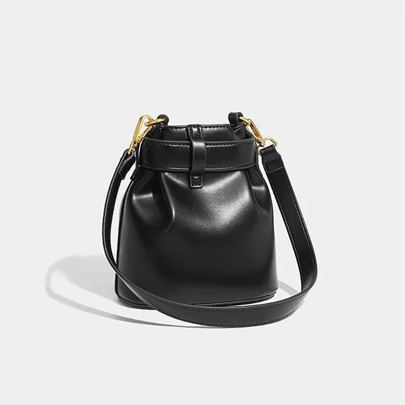 Ladies Bucket New Chinese Style 2024 Fashion Design Oil Waxed Leather Handbag High-end Butterfly Badge Crossbody Bag
