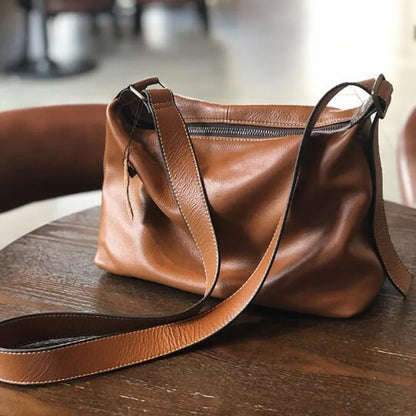 Lady Cowhide large capacity single shoulder bag leather crossbody  travel  Casual Soft Hobo Female Messenger Real Skin Handbag