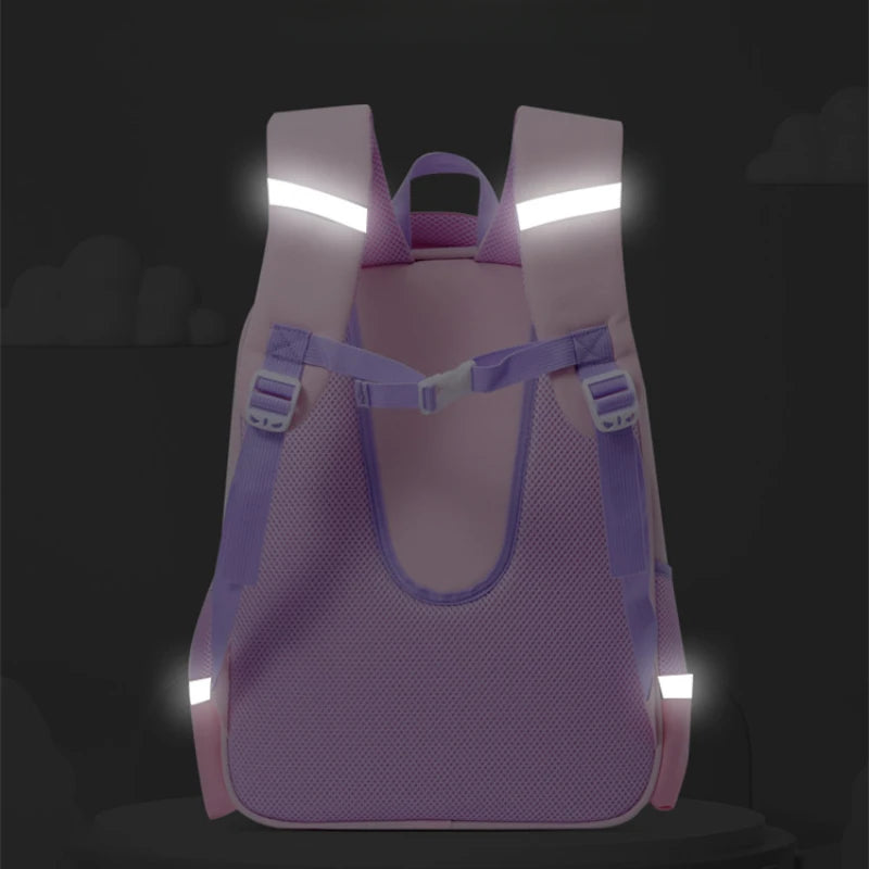Large Capacity Lightweight Schoolbag for Primary School Boys and Girls Waterproof Outdoor Orthopedic Backpack Teenage Bookbag