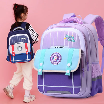 Large Capacity Lightweight Schoolbag for Primary School Boys and Girls Waterproof Outdoor Orthopedic Backpack Teenage Bookbag