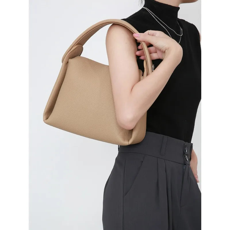 Large Capacity Solft Leather Handbags 2024 New Simple All-match Pillow Bag Female Solid Elegant Commuter Purses Clutch Bolsas
