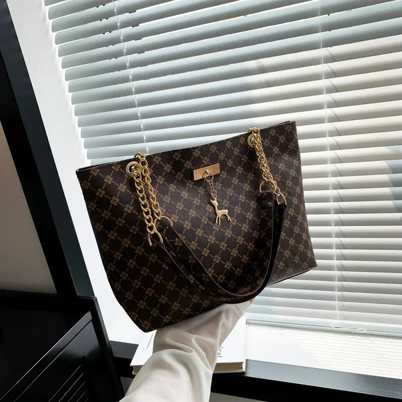 Large Capacity Tote Bag 2024 New Fashion Shoulder Bag Simple Handbag Women Bag Designer Bags Luxury