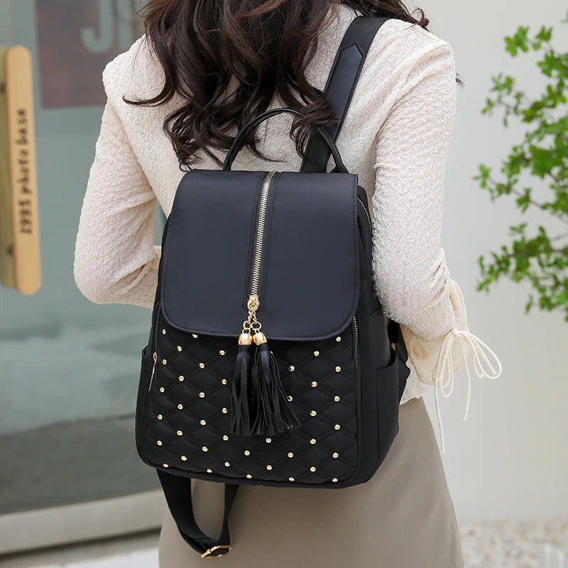 Large Capacity Travel Bagpack Solid Color Shoulder Bag High Quality Nylon Cloth Racksack Backpacks for Women Free Shipping Offer