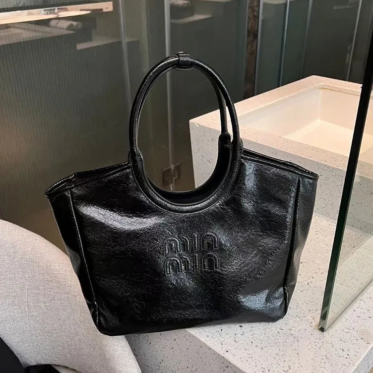 Large capacity tote cabbage basket bag women's high-end leather handbag commuting single shoulder crossbody bag