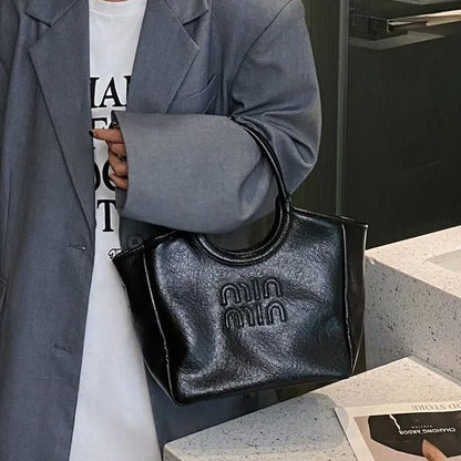Large capacity tote cabbage basket bag women's high-end leather handbag commuting single shoulder crossbody bag