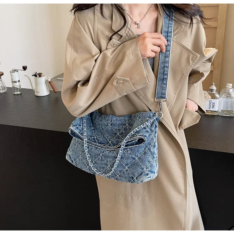 Leisure Cowboy Butot Women's 2024 Cross border New Lingge Chain Underarm Single Shoulder Crossbody Bag