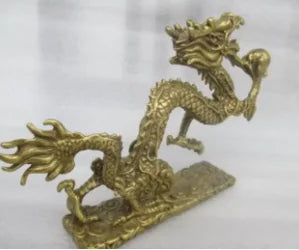 Length:6.7 inche / Elaborate Chinese manual old brass play pearl dragon auspicious statue No.2