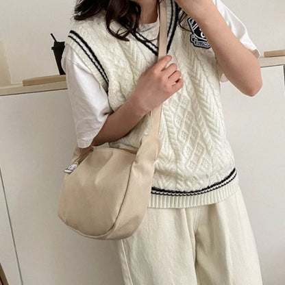 Lightweight Nylon Shoulder Bag with Pendant Crossbody Bags for Women Perfect for School Commuting and Shopping