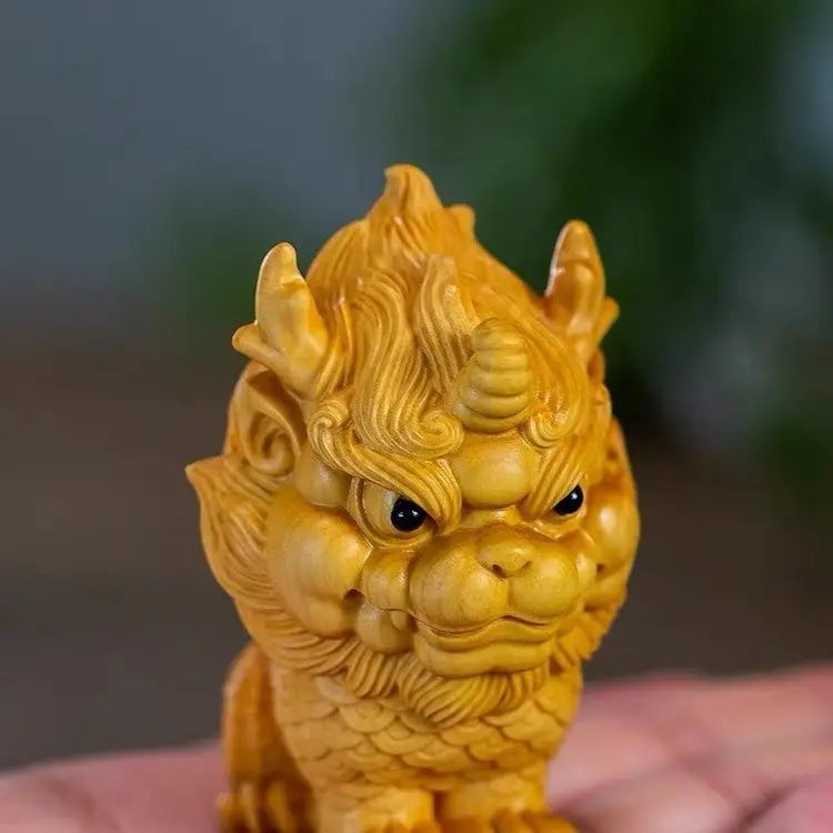 Lobular Boxwood Cliff Cypress Wood Carving Plaything Auspicious Beast Kirin Car Desk Decoration Artifact Buddha Statue Figurine