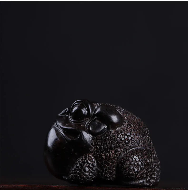 Lobular Rosewood Ebony Green sandalwood toad Real Wood Office Decoration Feng Shui Wood Statue Wood Sculpture Animal Sculpture