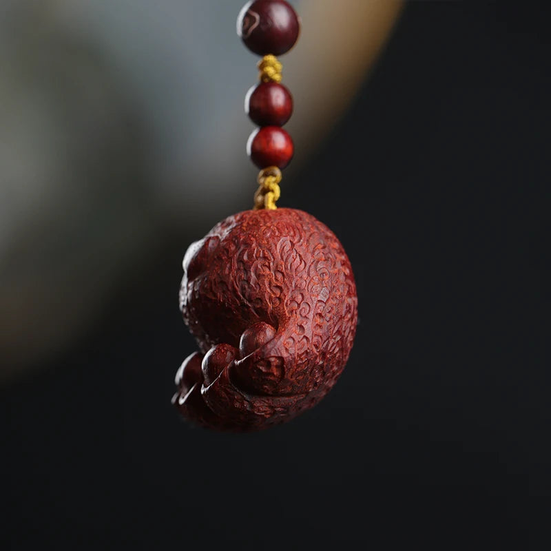 Lobular Rosewood Real Wood Wood Sculpture Lucky deduction Animal Sculpture Cat's Claw Wood Statue Lovely Bag Pendant Feng Shui