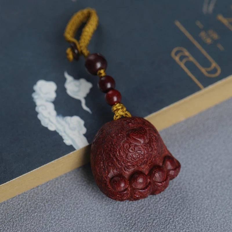 Lobular Rosewood Real Wood Wood Sculpture Lucky deduction Animal Sculpture Cat's Claw Wood Statue Lovely Bag Pendant Feng Shui