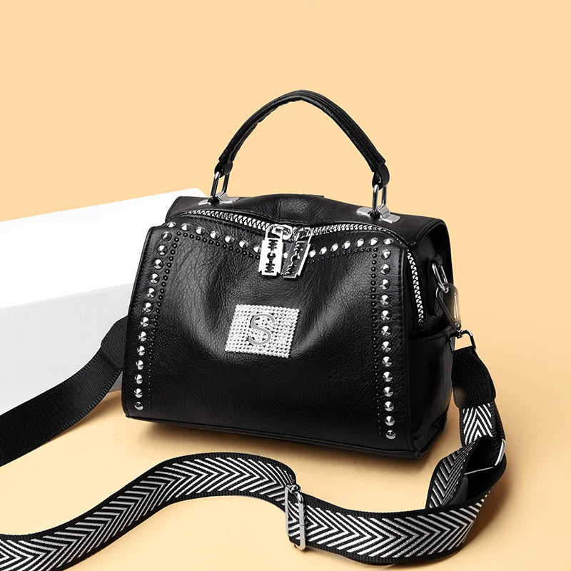Luxury Brand Women Leather Handbags Fashion Rivet Tassels Women Bag Black Crossbody Bags 2021 soft Leather Shoulder Bag Women