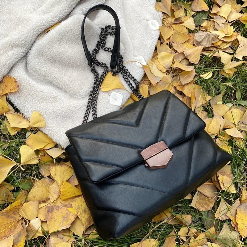 Luxury Handbags 2020 Fashion Women Leather Messenger Shoulder Bag For Daily Designer Female Crossbody Bag Black Lock Handbag