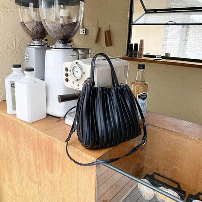 Luxury Trendy Women's Handbag Korean Version of The New Fashion PU Leather Pleated Shoulder Bag