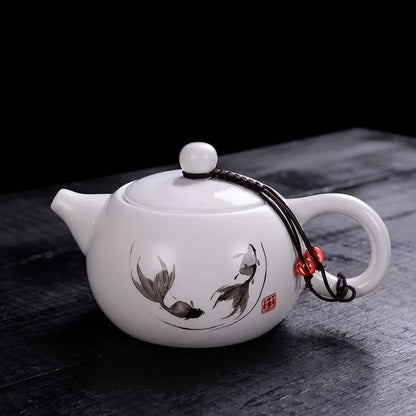 Matte White Ceramic Teapot Creative Chinese Kungfu Teaware Tea Maker 250ml Travel Hand Grip Pot Household Porcelain for Cha